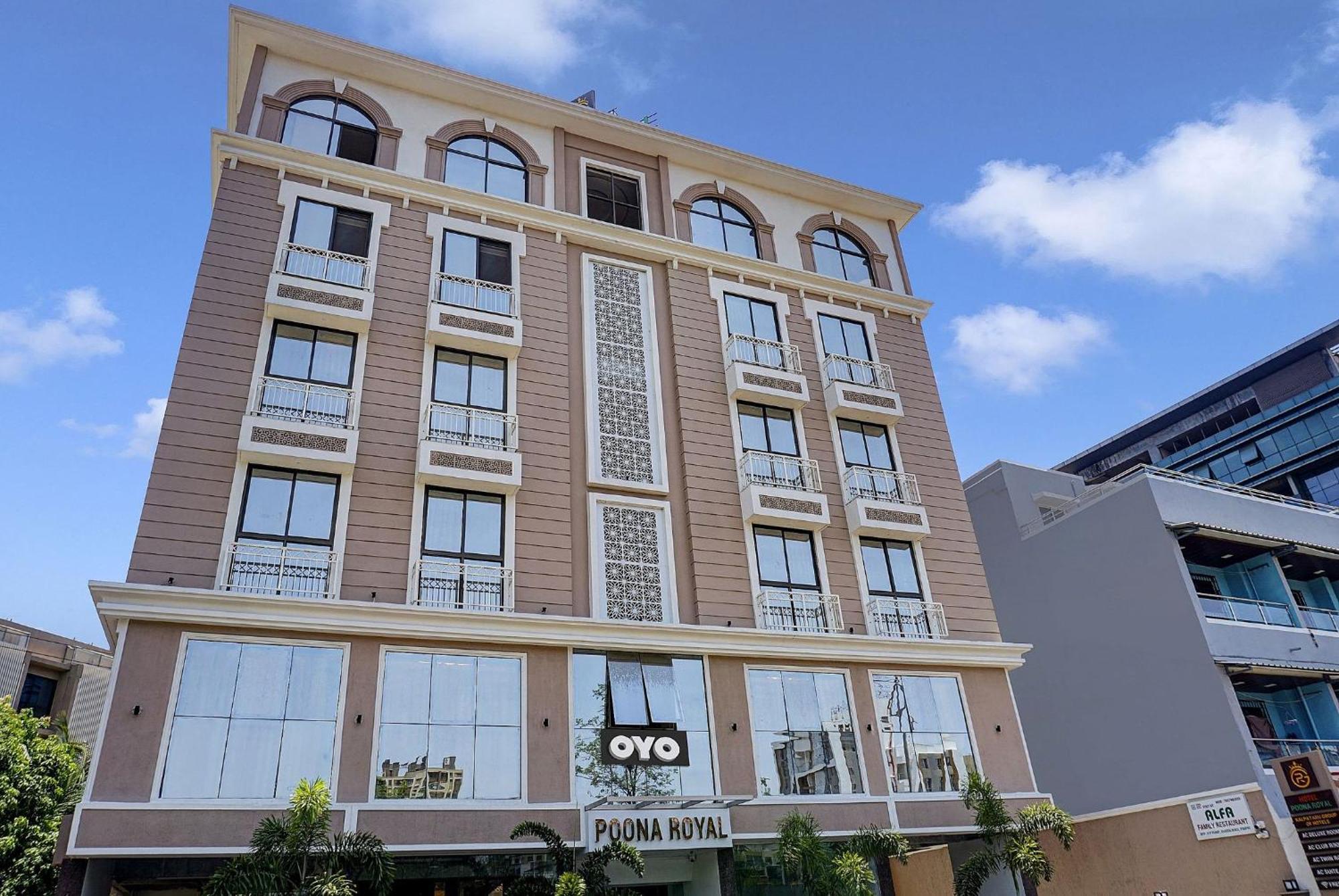 Super Townhouse Poona Royal Hotel Pimpri-Chinchwad Екстериор снимка